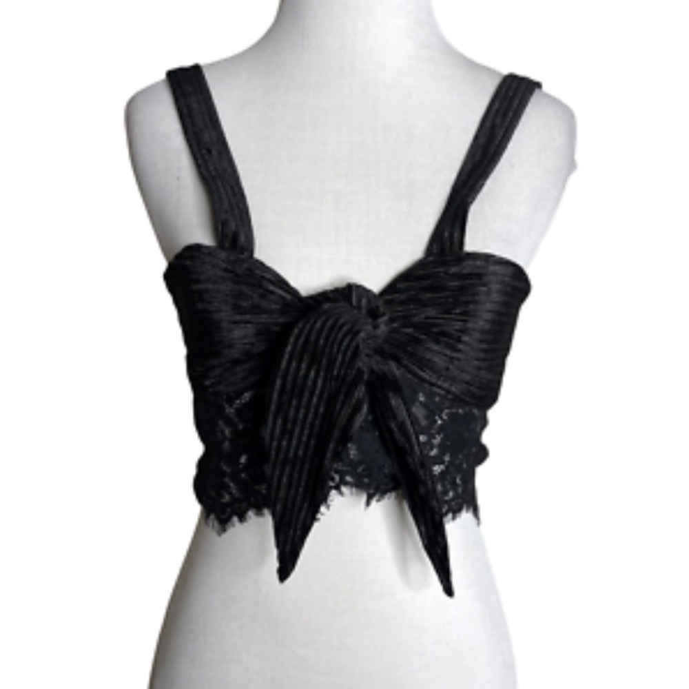 Velvet crop top with Knot Detail and Lace Trim small